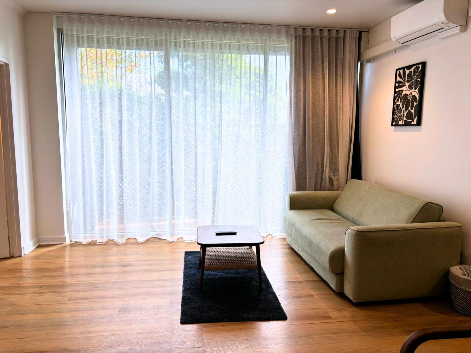 Little Drifter North Melbourne Hostel Room photo